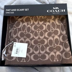 Coach hat & scarf set